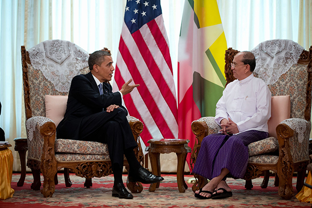 Thein Sein et le président américains Barack Obama à Yangon le 19 novembre 2012.